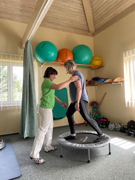Behandlung in der Praxis Amenda Bautzen